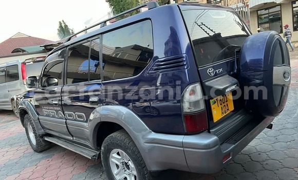 Nunua Ilio tumika Toyota Land Cruiser Prado Bluu Gari ndani ya Dar es Salaam nchini Dar es Salaam Nunua Ilio tumika Toyota Land Cruiser Prado Bluu Gari ndani ya Dar es Salaam nchini Dar es Salaam