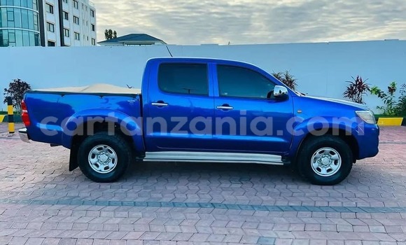 Nunua Ilio tumika Toyota Hilux Bluu Gari ndani ya Dar es Salaam nchini Dar es Salaam Nunua Ilio tumika Toyota Hilux Bluu Gari ndani ya Dar es Salaam nchini Dar es Salaam