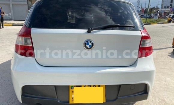 Nunua Ilio tumika BMW 1-Series Nyeupe Gari ndani ya Dar es Salaam nchini Dar es Salaam Nunua Ilio tumika BMW 1-Series Nyeupe Gari ndani ya Dar es Salaam nchini Dar es Salaam
