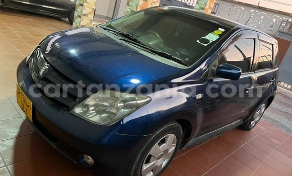 Nunua Ilio tumika Toyota IST Bluu Gari ndani ya Dar es Salaam nchini Dar es Salaam Nunua Ilio tumika Toyota IST Bluu Gari ndani ya Dar es Salaam nchini Dar es Salaam