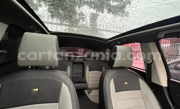 Nunua Ilio tumika Nissan Dualis Fedha Gari ndani ya Dar es Salaam nchini Dar es Salaam Nunua Ilio tumika Nissan Dualis Fedha Gari ndani ya Dar es Salaam nchini Dar es Salaam