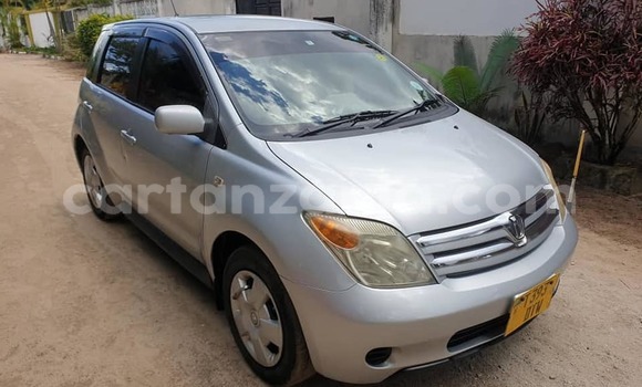 Nunua Ilio tumika Toyota IST Fedha Gari ndani ya Dar es Salaam nchini Dar es Salaam Nunua Ilio tumika Toyota IST Fedha Gari ndani ya Dar es Salaam nchini Dar es Salaam