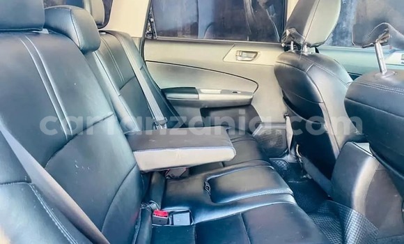 Nunua Ilio tumika Subaru Forester Nyeusi Gari ndani ya Dar es Salaam nchini Dar es Salaam Nunua Ilio tumika Subaru Forester Nyeusi Gari ndani ya Dar es Salaam nchini Dar es Salaam