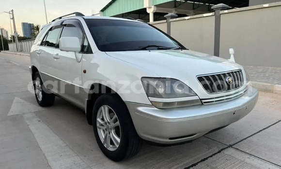 Nunua Ilio tumika Toyota Harrier Nyeupe Gari ndani ya Dar es Salaam nchini Dar es Salaam Nunua Ilio tumika Toyota Harrier Nyeupe Gari ndani ya Dar es Salaam nchini Dar es Salaam