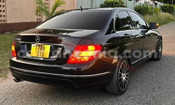 Nunua Ilio tumika Mercedes‒Benz C–Class Nyeusi Gari ndani ya Dar es Salaam nchini Dar es Salaam Nunua Ilio tumika Mercedes‒Benz C–Class Nyeusi Gari ndani ya Dar es Salaam nchini Dar es Salaam