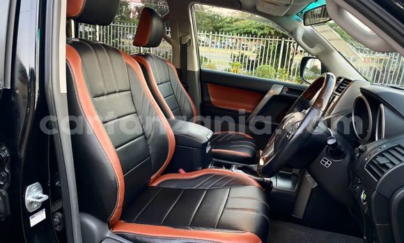 Nunua Imported Toyota Land Cruiser Prado Nyeusi Gari ndani ya Dar es Salaam nchini Dar es Salaam Nunua Imported Toyota Land Cruiser Prado Nyeusi Gari ndani ya Dar es Salaam nchini Dar es Salaam