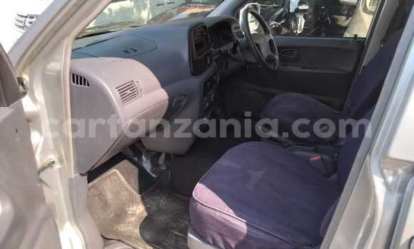 Nunua Ilio tumika Toyota Noah Fedha Gari ndani ya Dar es Salaam nchini Dar es Salaam Nunua Ilio tumika Toyota Noah Fedha Gari ndani ya Dar es Salaam nchini Dar es Salaam