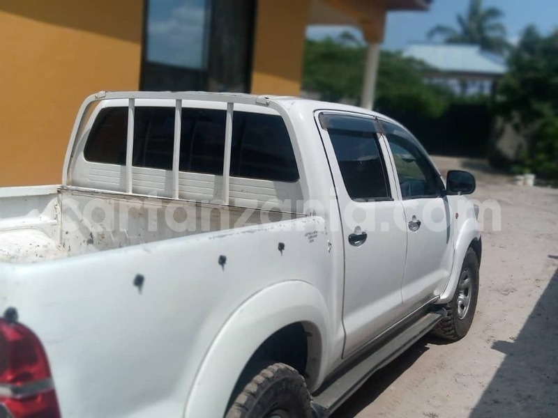 Big with watermark toyota hilux dar es salaam dar es salaam 15596