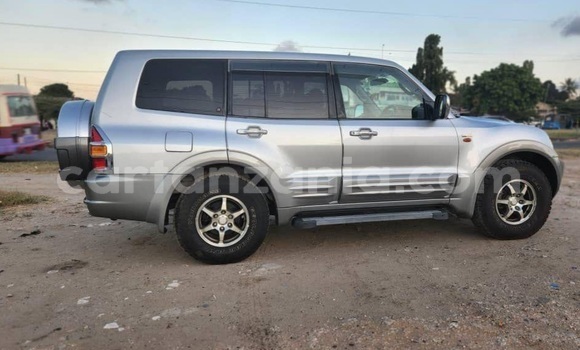 Buy Import Mitsubishi Pajero Silver Car in Dar es Salaam in Dar es Salaam Buy Import Mitsubishi Pajero Silver Car in Dar es Salaam in Dar es Salaam