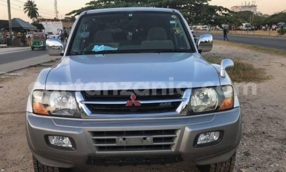 Buy Import Mitsubishi Pajero Silver Car in Dar es Salaam in Dar es Salaam Buy Import Mitsubishi Pajero Silver Car in Dar es Salaam in Dar es Salaam