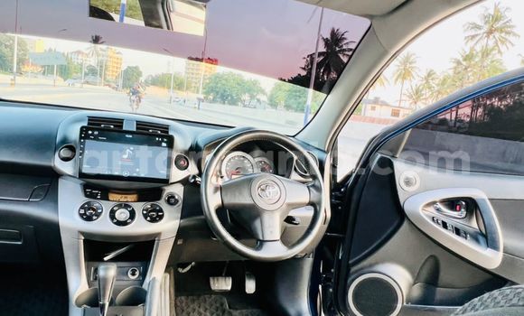 Nunua Imported Toyota RAV4 Bluu Gari ndani ya Dar es Salaam nchini Dar es Salaam Nunua Imported Toyota RAV4 Bluu Gari ndani ya Dar es Salaam nchini Dar es Salaam