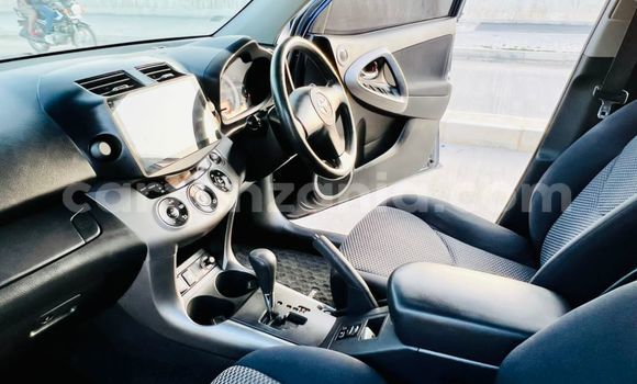 Nunua Imported Toyota RAV4 Bluu Gari ndani ya Dar es Salaam nchini Dar es Salaam Nunua Imported Toyota RAV4 Bluu Gari ndani ya Dar es Salaam nchini Dar es Salaam