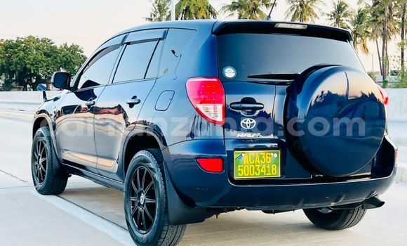 Nunua Imported Toyota RAV4 Bluu Gari ndani ya Dar es Salaam nchini Dar es Salaam Nunua Imported Toyota RAV4 Bluu Gari ndani ya Dar es Salaam nchini Dar es Salaam