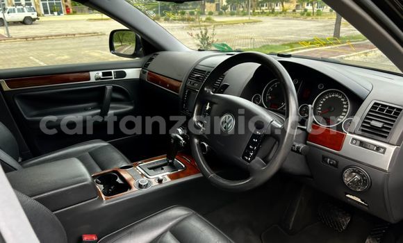 Nunua Ilio tumika Volkswagen Touareg Nyeusi Gari ndani ya Dar es Salaam nchini Dar es Salaam Nunua Ilio tumika Volkswagen Touareg Nyeusi Gari ndani ya Dar es Salaam nchini Dar es Salaam