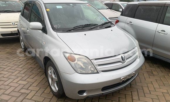 Buy Used Toyota IST Silver Car in Dar es Salaam in Dar es Salaam Buy Used Toyota IST Silver Car in Dar es Salaam in Dar es Salaam