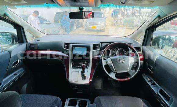 Buy Used Toyota Alphard Silver Car in Dar es Salaam in Dar es Salaam Buy Used Toyota Alphard Silver Car in Dar es Salaam in Dar es Salaam