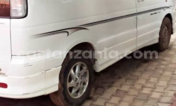 Buy Used Toyota Noah White Car in Dar es Salaam in Dar es Salaam Buy Used Toyota Noah White Car in Dar es Salaam in Dar es Salaam