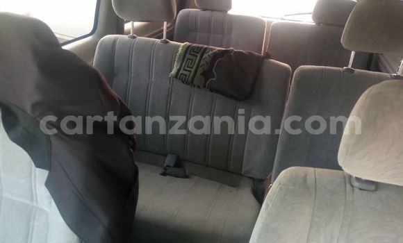 Buy Used Toyota Noah White Car in Dar es Salaam in Dar es Salaam Buy Used Toyota Noah White Car in Dar es Salaam in Dar es Salaam