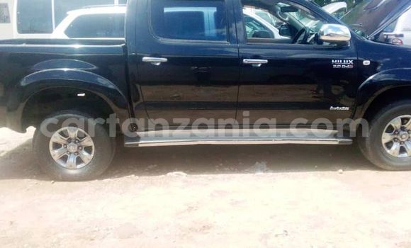 Buy Used Toyota Hilux Black Car in Dar es Salaam in Dar es Salaam