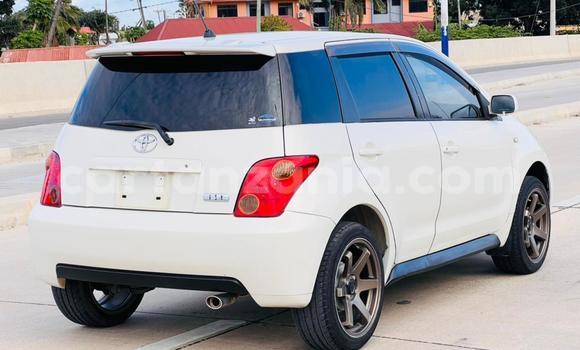 Nunua Imported Toyota IST Nyeupe Gari ndani ya Dar es Salaam nchini Dar es Salaam Nunua Imported Toyota IST Nyeupe Gari ndani ya Dar es Salaam nchini Dar es Salaam