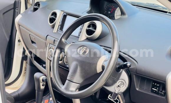 Nunua Imported Toyota IST Nyeupe Gari ndani ya Dar es Salaam nchini Dar es Salaam Nunua Imported Toyota IST Nyeupe Gari ndani ya Dar es Salaam nchini Dar es Salaam