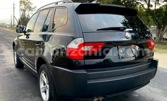 Nunua Imported BMW X3 Nyeusi Gari ndani ya Dar es Salaam nchini Dar es Salaam Nunua Imported BMW X3 Nyeusi Gari ndani ya Dar es Salaam nchini Dar es Salaam