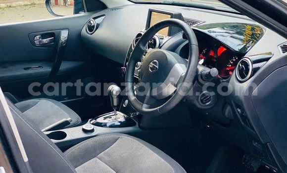 Nunua Ilio tumika Nissan Dualis Nyeusi Gari ndani ya Dar es Salaam nchini Dar es Salaam Nunua Ilio tumika Nissan Dualis Nyeusi Gari ndani ya Dar es Salaam nchini Dar es Salaam