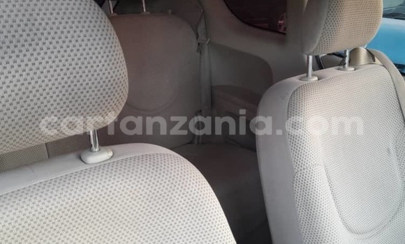 Buy Used Toyota Porte White Car in Dar es Salaam in Dar es Salaam Buy Used Toyota Porte White Car in Dar es Salaam in Dar es Salaam
