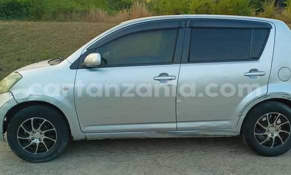 Buy Used Toyota Porte Other Car in Dar es Salaam in Dar es Salaam Buy Used Toyota Porte Other Car in Dar es Salaam in Dar es Salaam