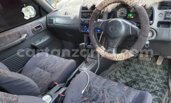 Buy Used Toyota RAV4 Silver Car in Dar es Salaam in Dar es Salaam Buy Used Toyota RAV4 Silver Car in Dar es Salaam in Dar es Salaam