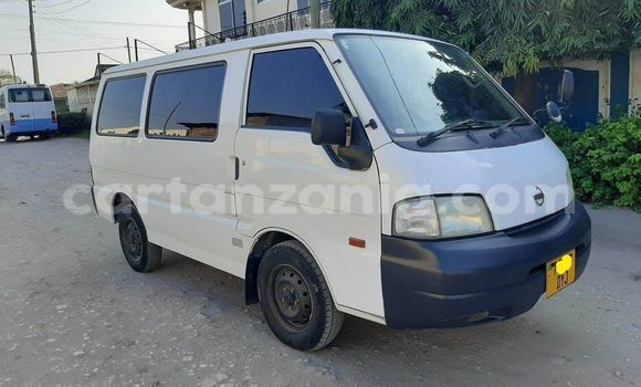 Buy Used Nissan Vanette White Car in Dar es Salaam in Dar es Salaam