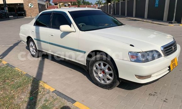 Buy Used Toyota Cresta White Car in Dar es Salaam in Dar es Salaam Buy Used Toyota Cresta White Car in Dar es Salaam in Dar es Salaam