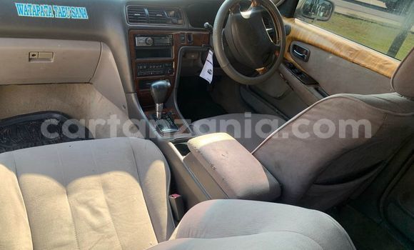 Buy Used Toyota Cresta White Car in Dar es Salaam in Dar es Salaam Buy Used Toyota Cresta White Car in Dar es Salaam in Dar es Salaam