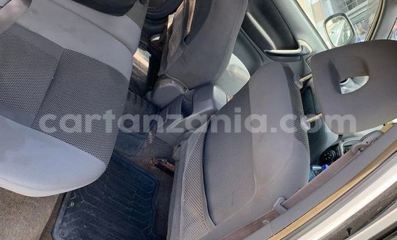 Buy Used Toyota RAV4 Silver Car in Dar es Salaam in Dar es Salaam Buy Used Toyota RAV4 Silver Car in Dar es Salaam in Dar es Salaam