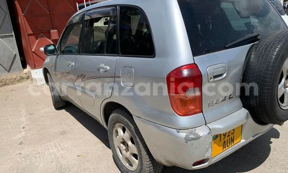 Buy Used Toyota RAV4 Silver Car in Dar es Salaam in Dar es Salaam Buy Used Toyota RAV4 Silver Car in Dar es Salaam in Dar es Salaam