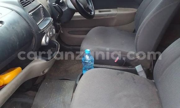 Buy Used Toyota Passo Green Car in Dar es Salaam in Dar es Salaam Buy Used Toyota Passo Green Car in Dar es Salaam in Dar es Salaam