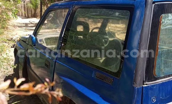 Buy Used Suzuki Escudo Blue Car in Dar es Salaam in Dar es Salaam Buy Used Suzuki Escudo Blue Car in Dar es Salaam in Dar es Salaam