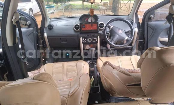 Nunua Ilio tumika Toyota IST Nyeusi Gari ndani ya Dar es Salaam nchini Dar es Salaam Nunua Ilio tumika Toyota IST Nyeusi Gari ndani ya Dar es Salaam nchini Dar es Salaam