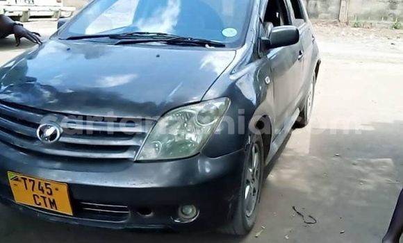 Buy Used Toyota IST Other Car in Dar es Salaam in Dar es Salaam Buy Used Toyota IST Other Car in Dar es Salaam in Dar es Salaam