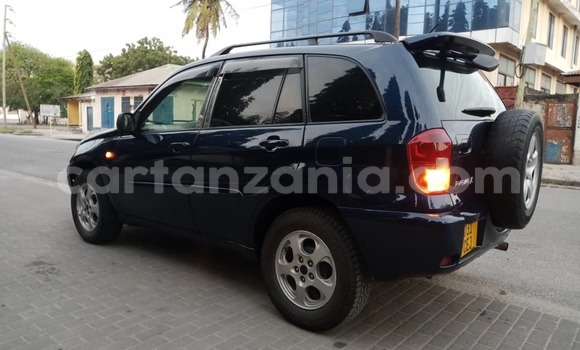 Nunua Ilio tumika Toyota RAV4 Bluu Gari ndani ya Dar es Salaam nchini Dar es Salaam Nunua Ilio tumika Toyota RAV4 Bluu Gari ndani ya Dar es Salaam nchini Dar es Salaam