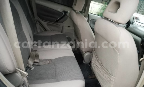 Nunua Ilio tumika Toyota RAV4 Bluu Gari ndani ya Dar es Salaam nchini Dar es Salaam Nunua Ilio tumika Toyota RAV4 Bluu Gari ndani ya Dar es Salaam nchini Dar es Salaam