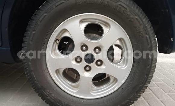Nunua Ilio tumika Toyota RAV4 Bluu Gari ndani ya Dar es Salaam nchini Dar es Salaam Nunua Ilio tumika Toyota RAV4 Bluu Gari ndani ya Dar es Salaam nchini Dar es Salaam