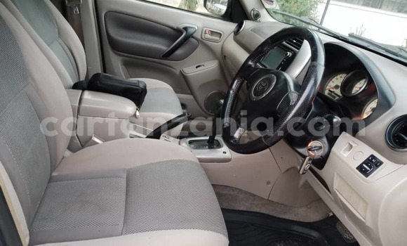 Nunua Ilio tumika Toyota RAV4 Bluu Gari ndani ya Dar es Salaam nchini Dar es Salaam Nunua Ilio tumika Toyota RAV4 Bluu Gari ndani ya Dar es Salaam nchini Dar es Salaam