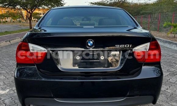 Nunua Imported BMW 3–Series Nyeusi Gari ndani ya Dar es Salaam nchini Dar es Salaam Nunua Imported BMW 3–Series Nyeusi Gari ndani ya Dar es Salaam nchini Dar es Salaam