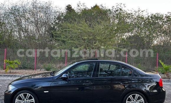 Nunua Imported BMW 3–Series Nyeusi Gari ndani ya Dar es Salaam nchini Dar es Salaam Nunua Imported BMW 3–Series Nyeusi Gari ndani ya Dar es Salaam nchini Dar es Salaam