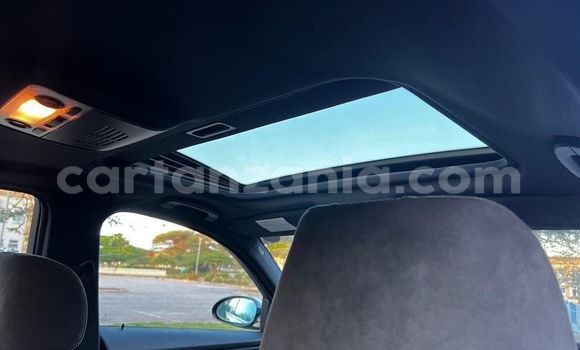 Nunua Imported BMW 3–Series Nyeusi Gari ndani ya Dar es Salaam nchini Dar es Salaam Nunua Imported BMW 3–Series Nyeusi Gari ndani ya Dar es Salaam nchini Dar es Salaam