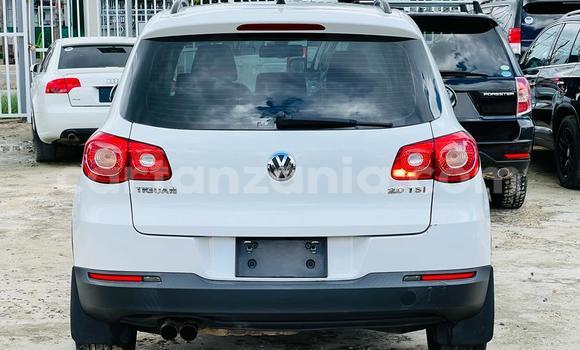 Nunua Imported Volkswagen Tiguan Nyeupe Gari ndani ya Dar es Salaam nchini Dar es Salaam Nunua Imported Volkswagen Tiguan Nyeupe Gari ndani ya Dar es Salaam nchini Dar es Salaam