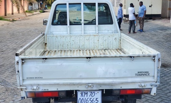 Buy Import Toyota Town Ace White Car in Dar es Salaam in Dar es Salaam