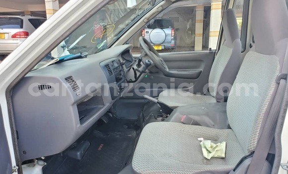 Nunua Imported Toyota Town Ace Nyeupe Gari ndani ya Dar es Salaam nchini Dar es Salaam Nunua Imported Toyota Town Ace Nyeupe Gari ndani ya Dar es Salaam nchini Dar es Salaam