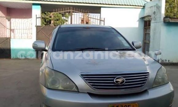 Buy Used Toyota Harrier Silver Car in Dar es Salaam in Dar es Salaam Buy Used Toyota Harrier Silver Car in Dar es Salaam in Dar es Salaam